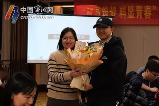 陈婉婷庆祝率队女锦标夺冠：第三年终于迎来我和你们的第一个冠军